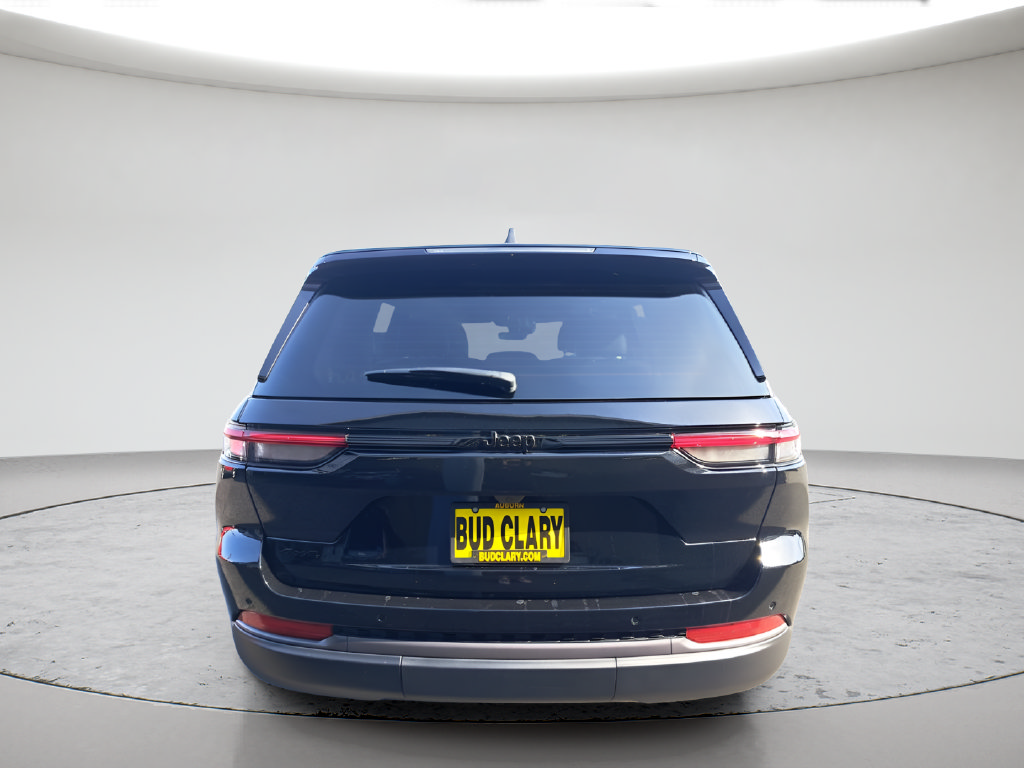 New 2026 Jeep Grand Cherokee Altitude AWD/4WD image 6