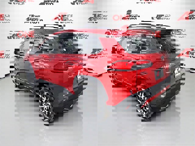 Certified 2023 Toyota Corolla Cross XLE image 5