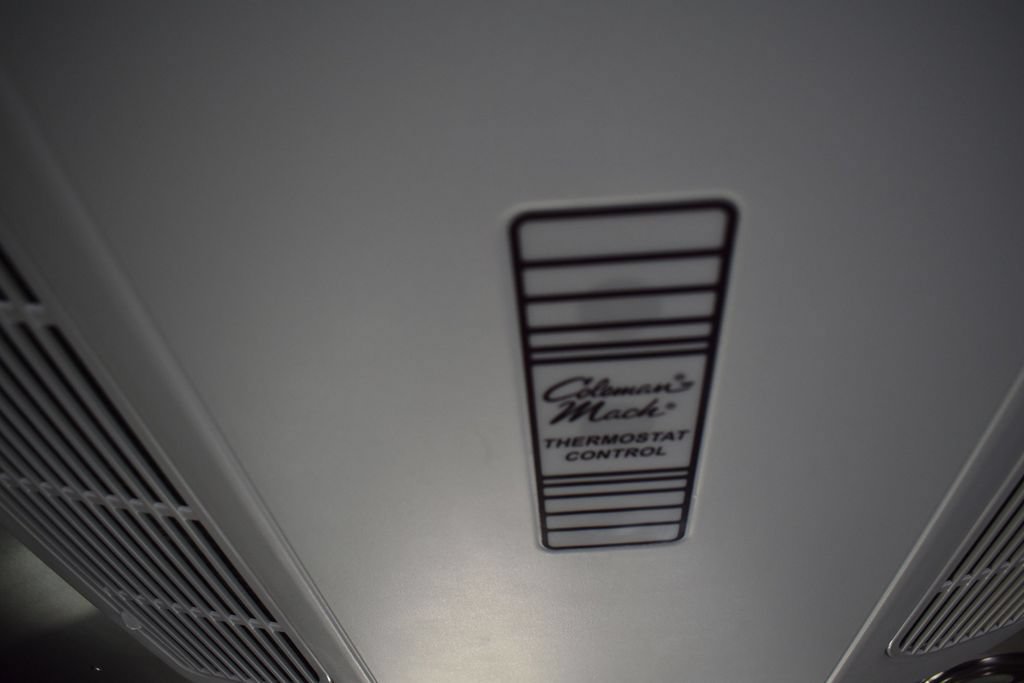 Used 2022 Mercedes-Benz Sprinter 3500 image 47