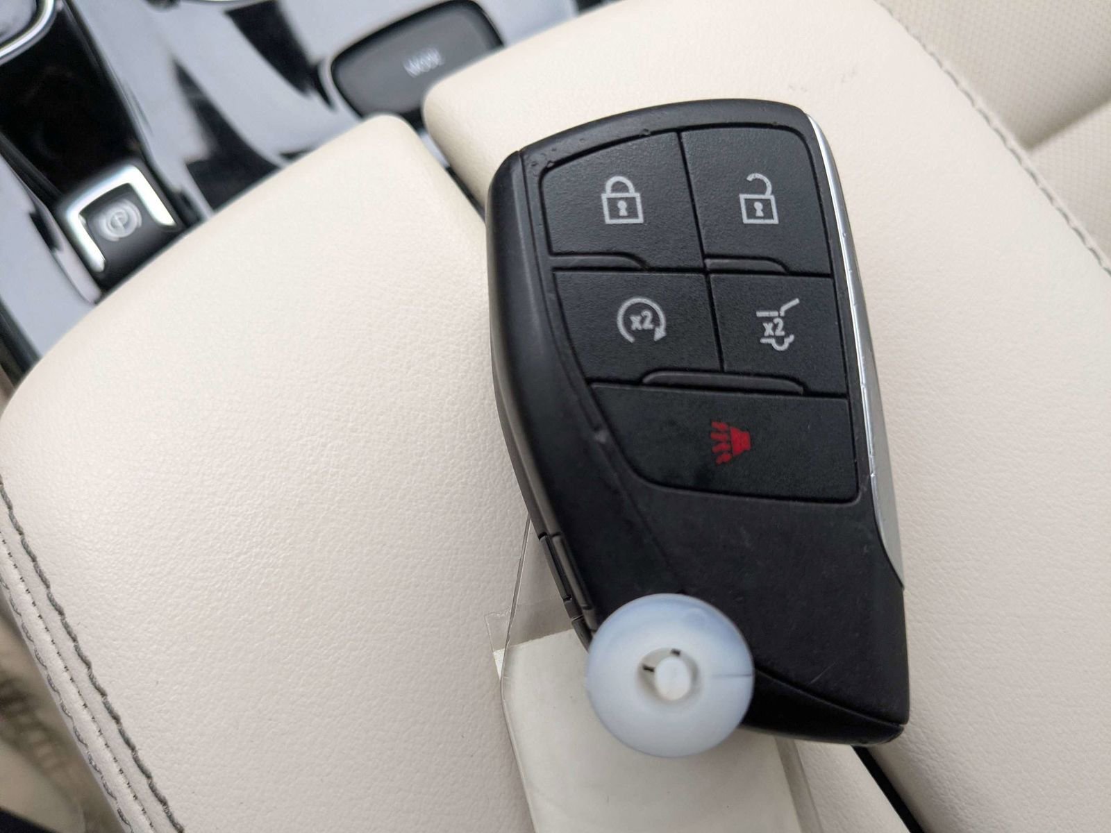 Used 2021 Buick Envision Essence w/ Technology Package I image 34