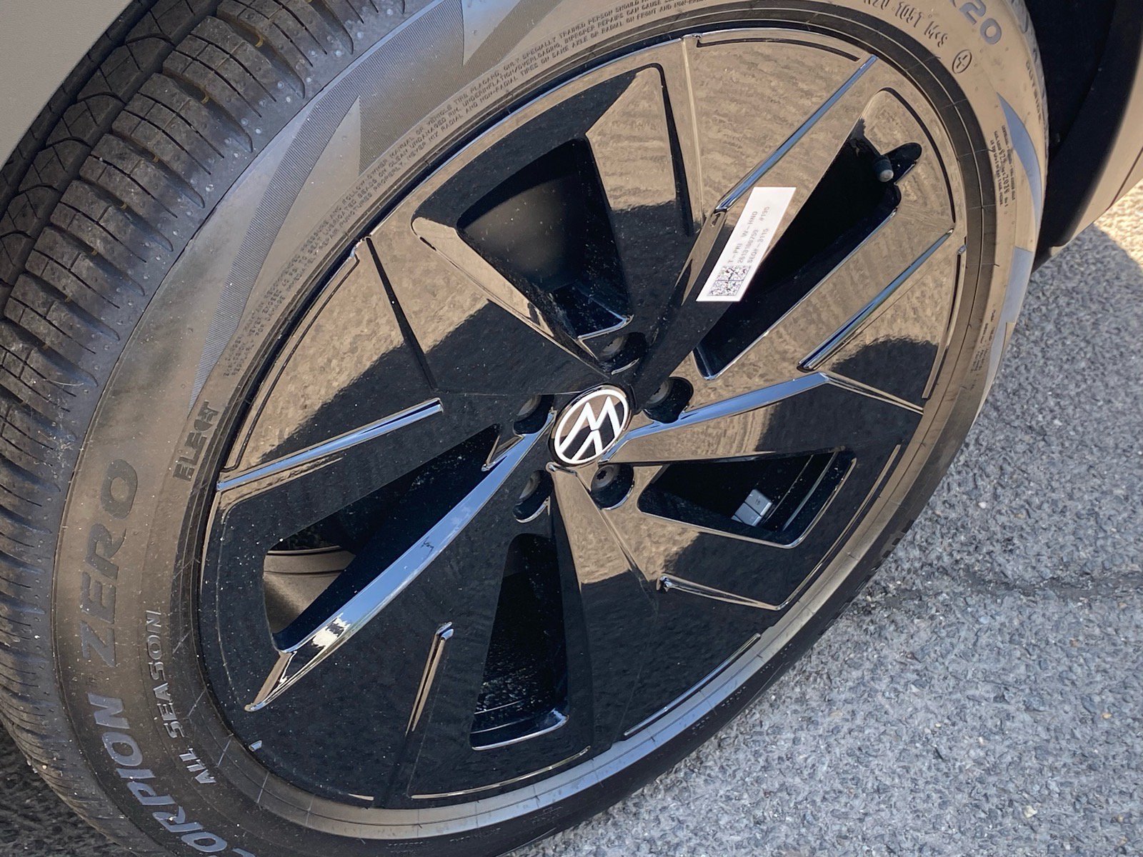 New 2026 Volkswagen ID.4 Pro S RWD image 12