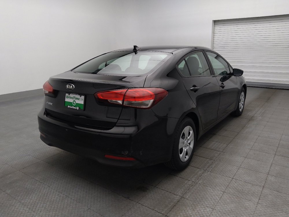 Used 2017 Kia Forte LX FWD image 9