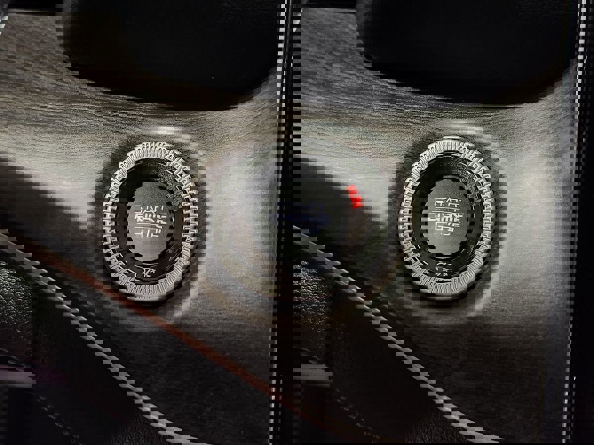 Used 2023 Jeep Grand Cherokee Limited w/ Luxury Tech Group II image 43