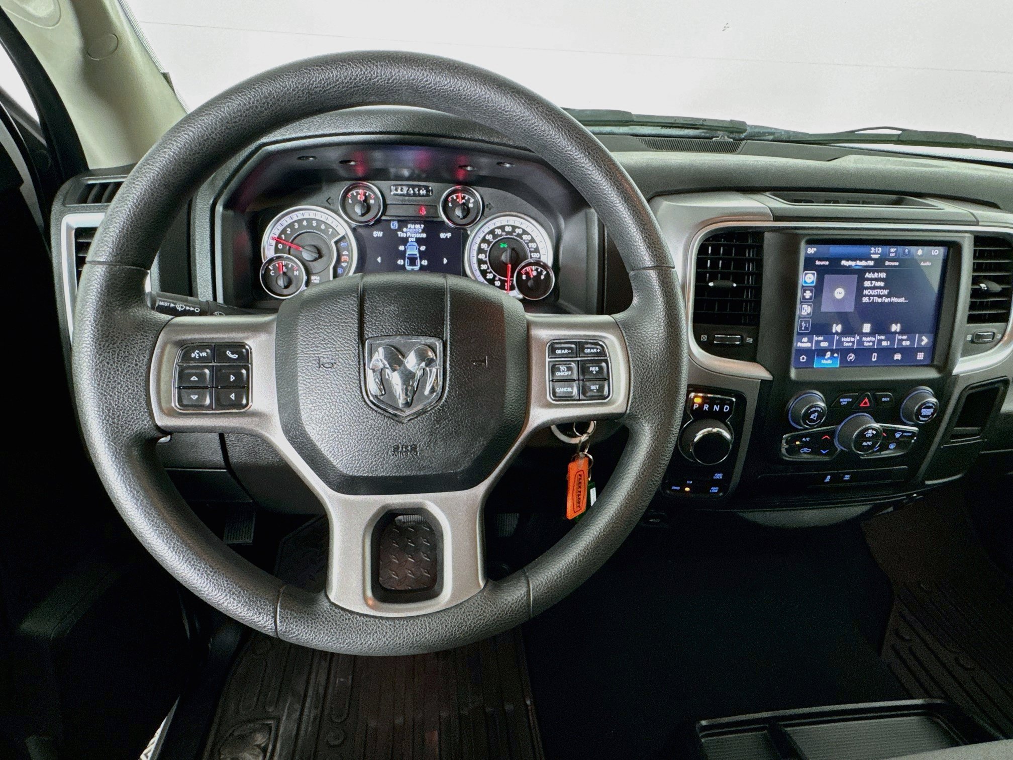 Used 2023 RAM 1500 Classic SLT w/ Electronics Group AWD/4WD image 10