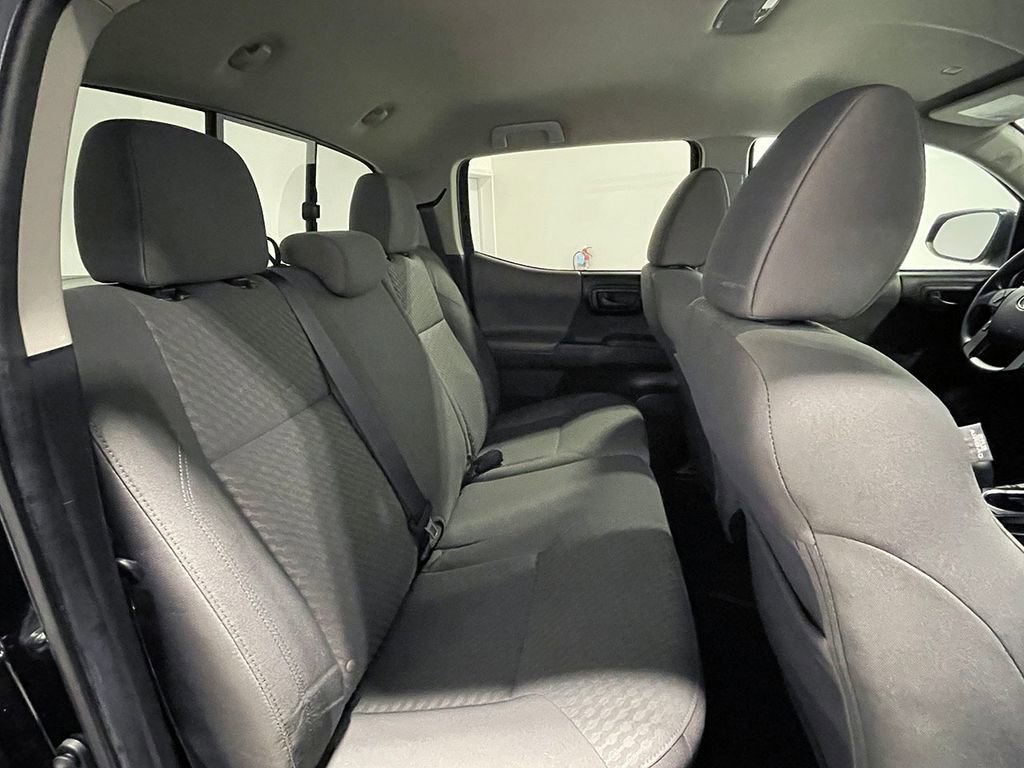 Used 2022 Toyota Tacoma SR image 26