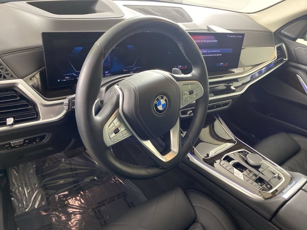 Used 2023 BMW X7 xDrive40i w/ Premium Package AWD/4WD image 9