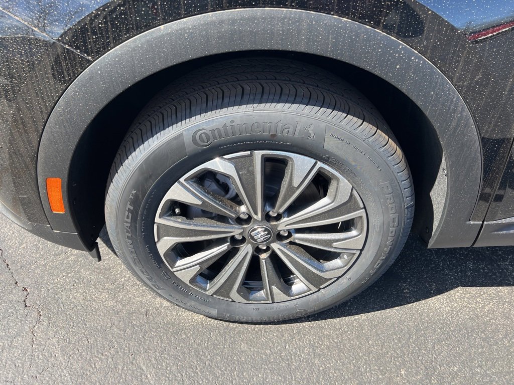 New 2025 Buick Envision Preferred image 2