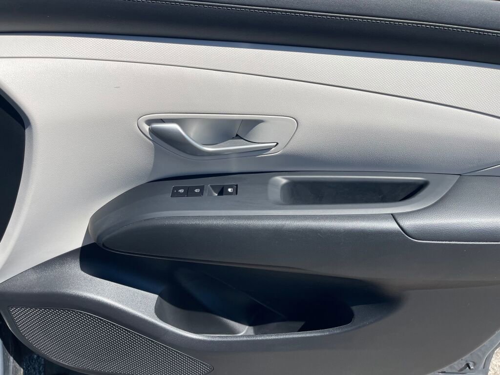 Used 2026 Hyundai Tucson SEL FWD image 32