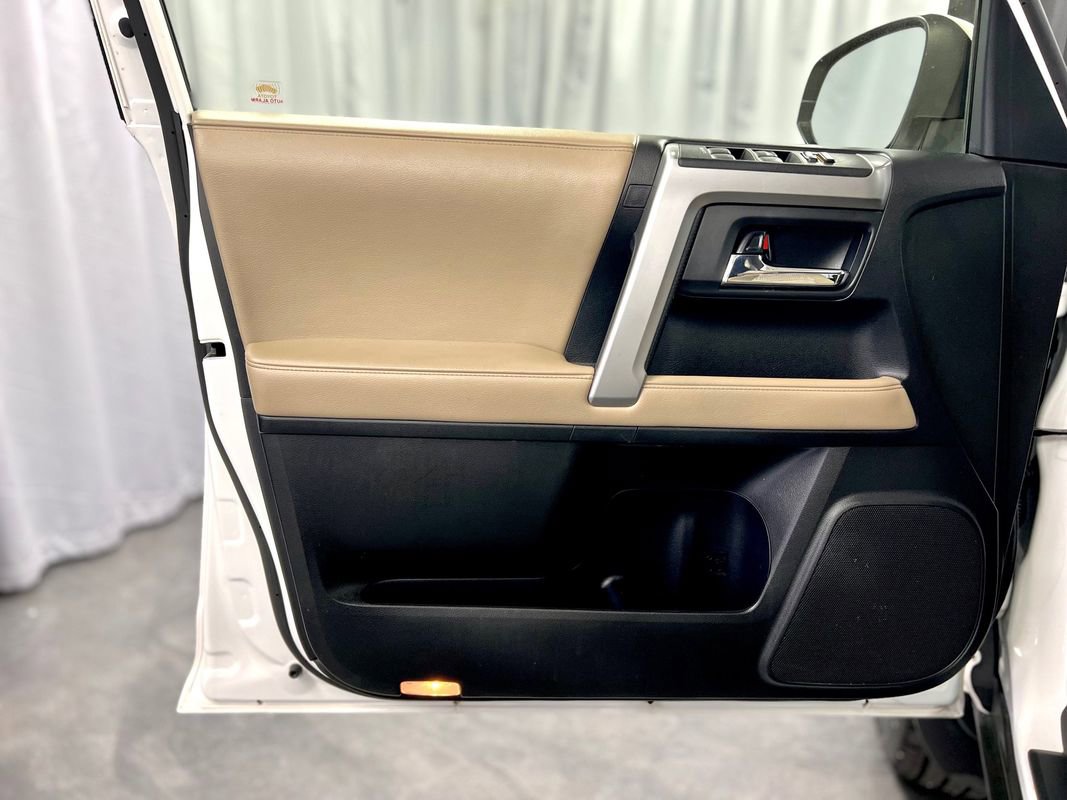 Used 2017 Toyota 4Runner SR5 image 37