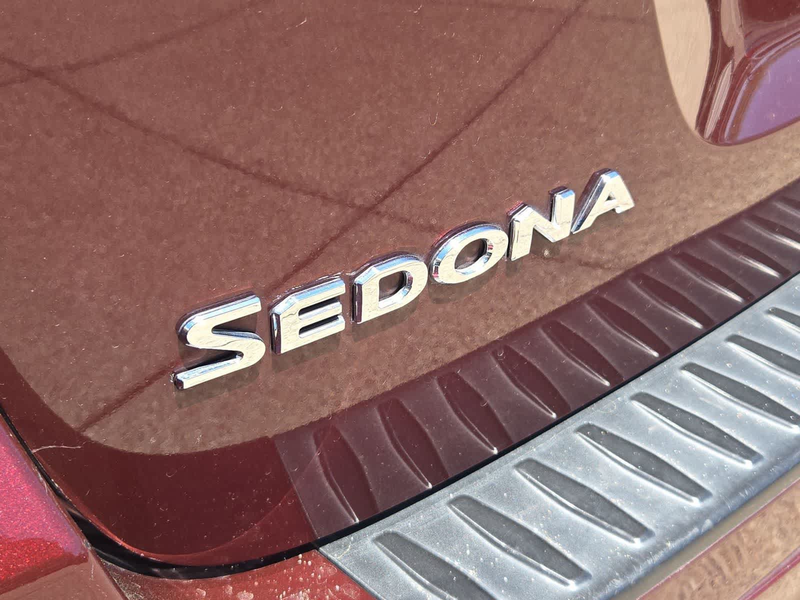 Used 2015 Kia Sedona LX w/ LX Convenience Package FWD image 13