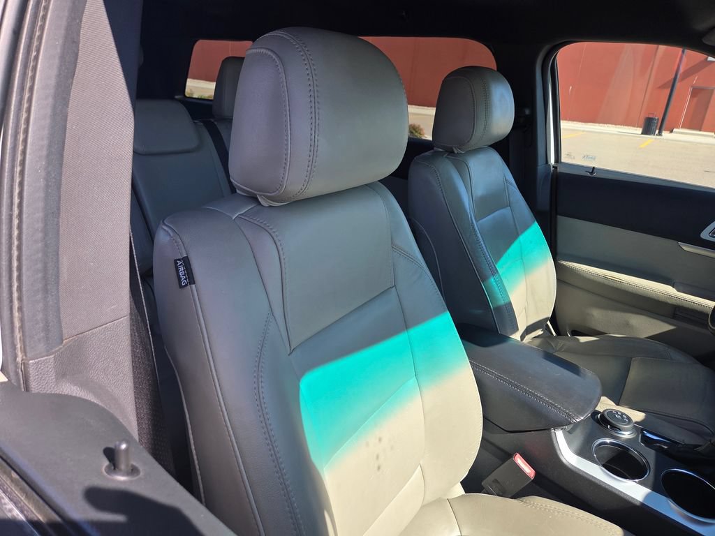 Used 2013 Ford Explorer XLT AWD/4WD image 35