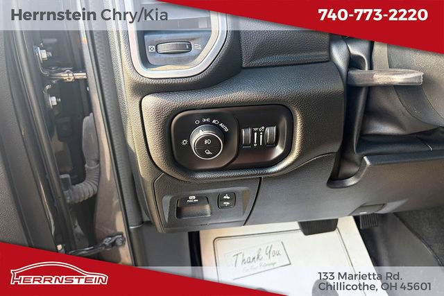 Used 2023 RAM 1500 Laramie AWD/4WD image 18