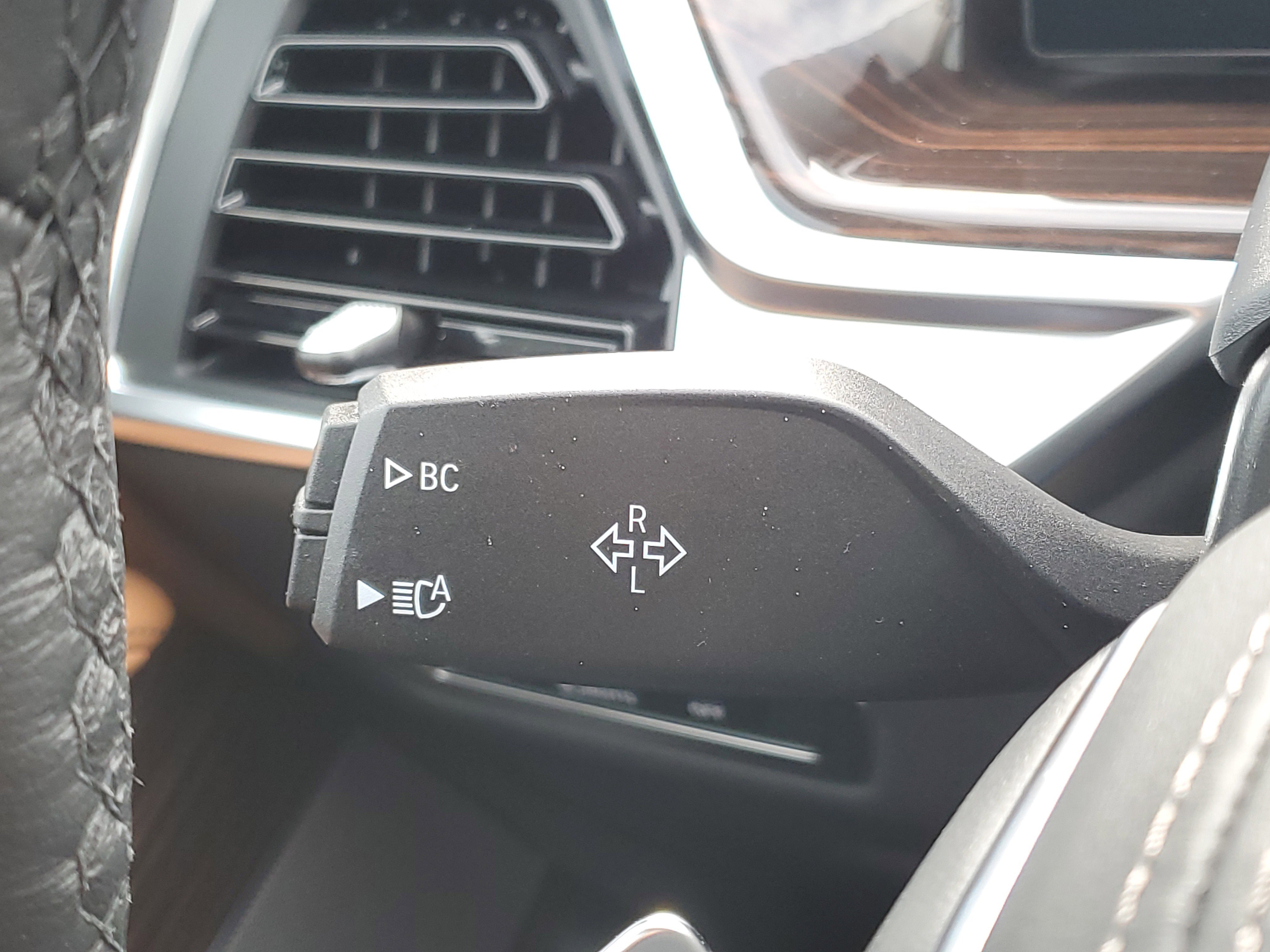 New 2026 BMW X7 xDrive40i w/ Executive Package image 13