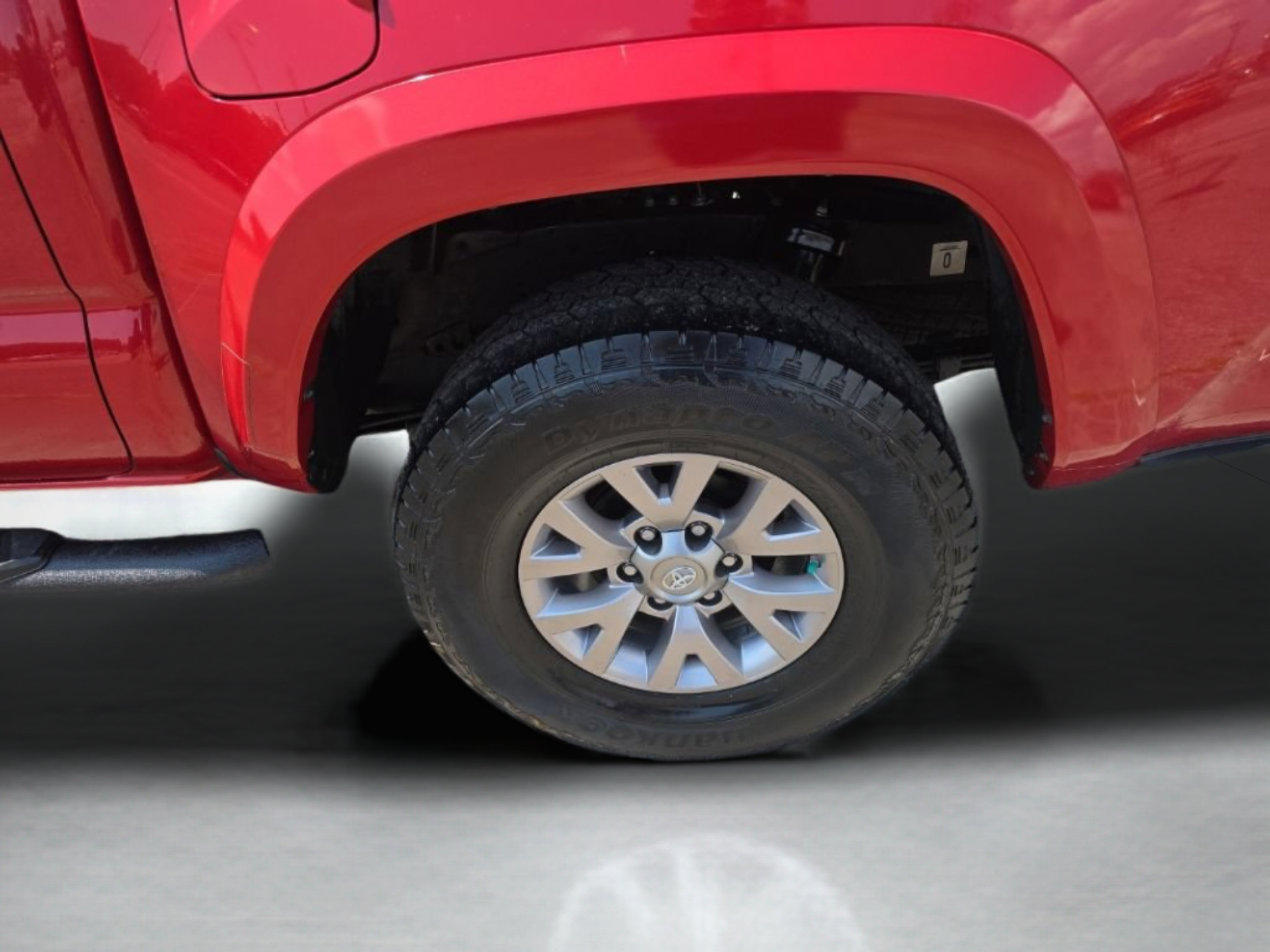 Used 2017 Toyota Tacoma SR5 w/ Tow Package RWD image 14