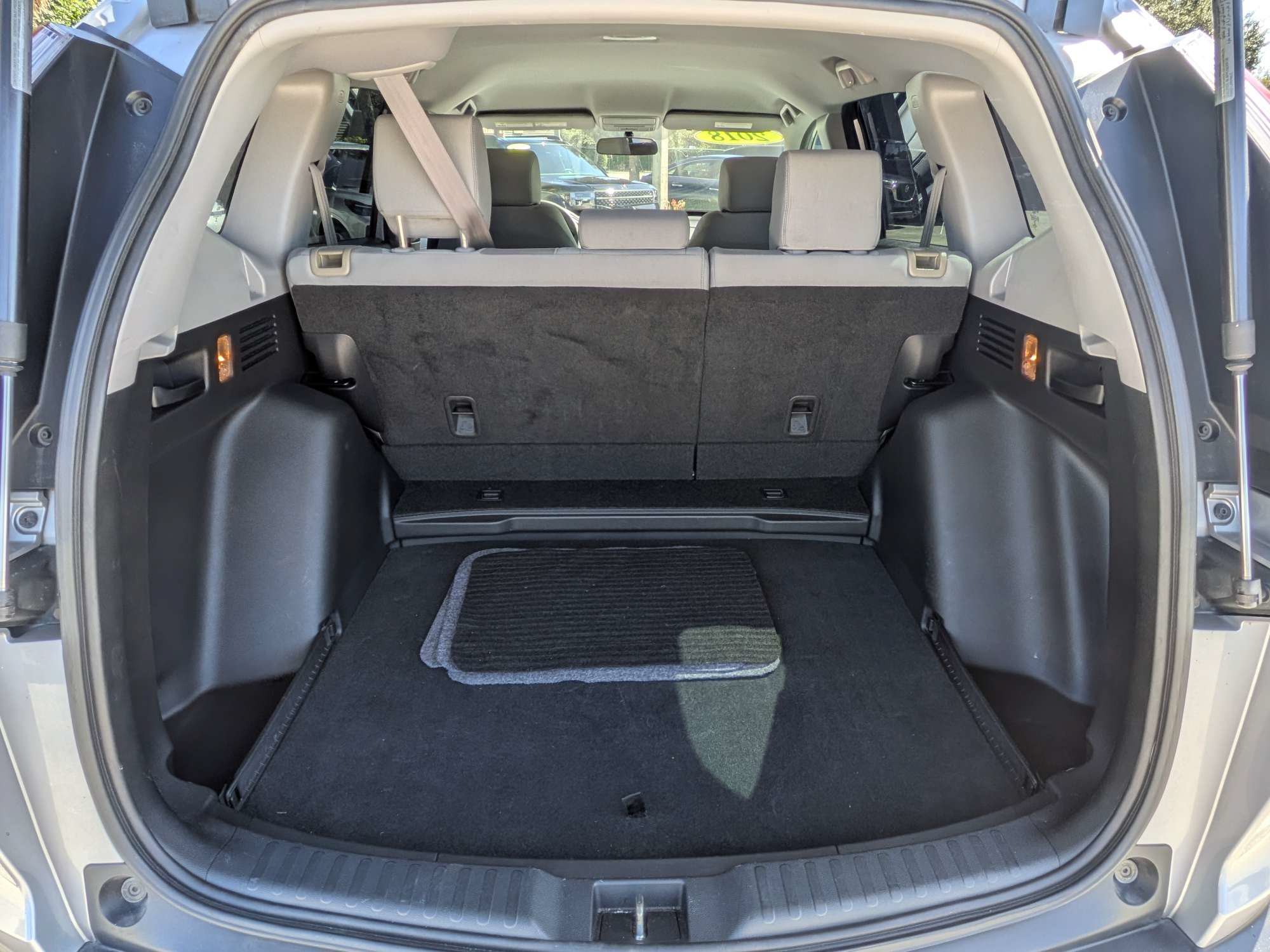 Used 2018 Honda CR-V LX image 12