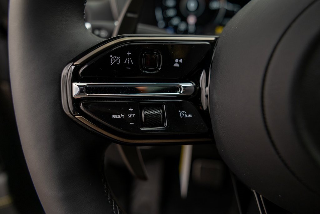 New 2025 Aston Martin DBX 707 image 35