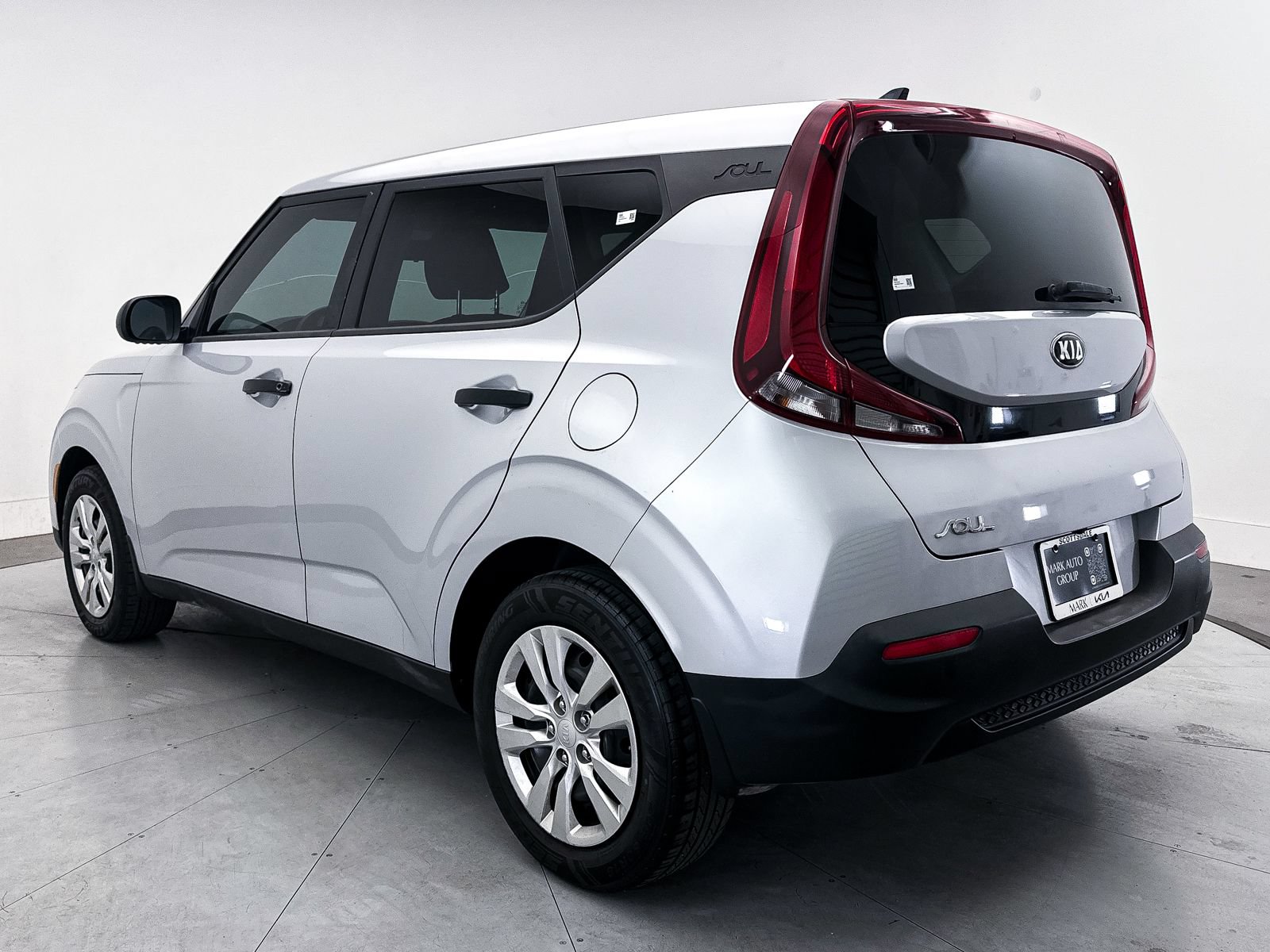 Used 2020 Kia Soul LX FWD image 8