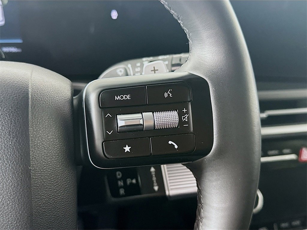 Used 2025 Hyundai Santa Fe SEL image 24