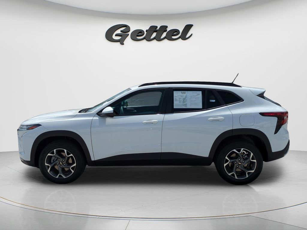 Used 2024 Chevrolet Trax LT image 7