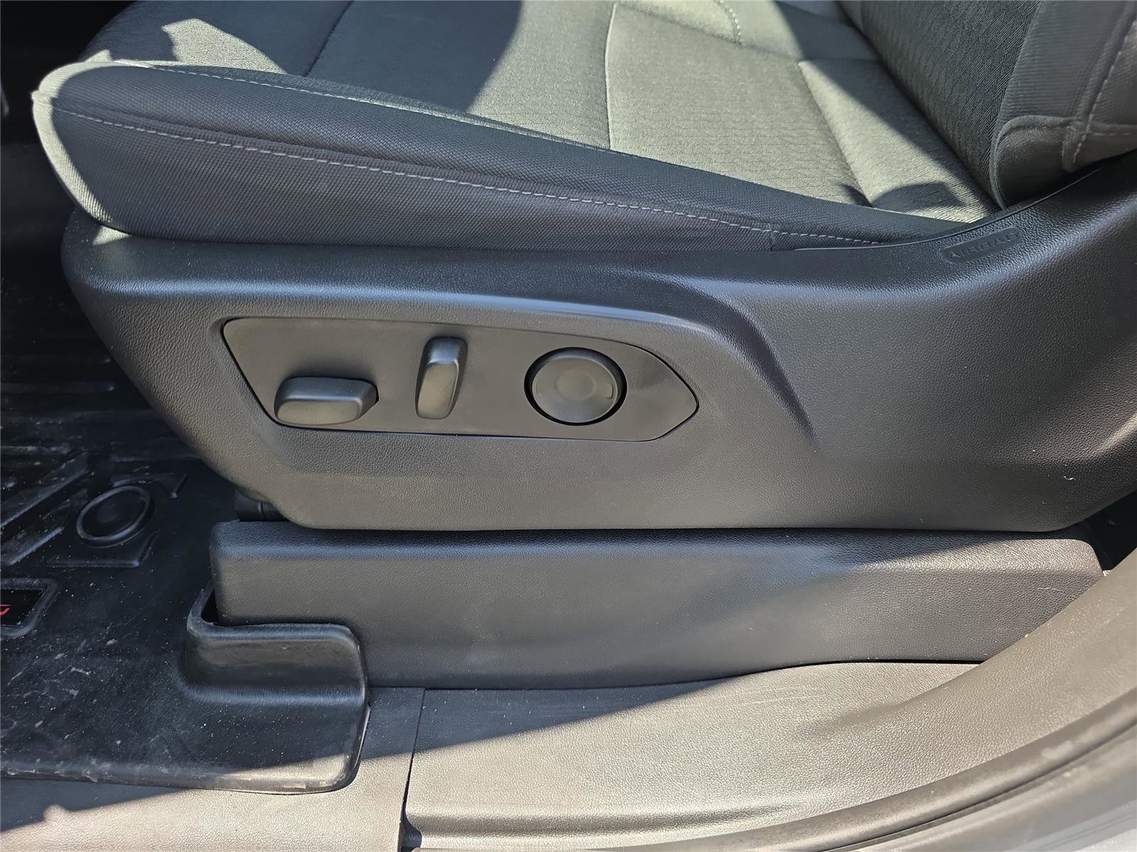 Used 2023 GMC Sierra 1500 Elevation AWD/4WD image 12