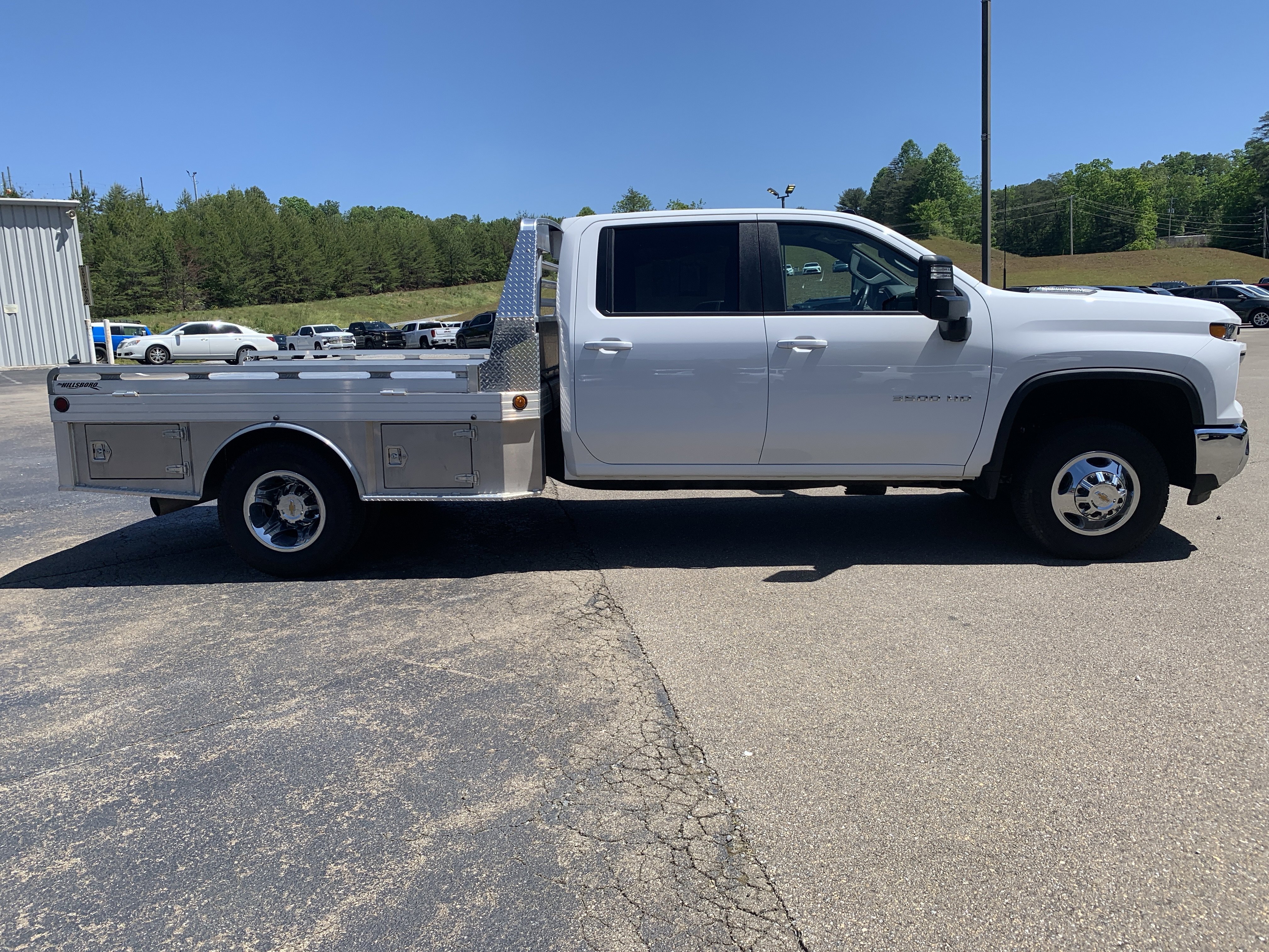 Used 2025 Chevrolet Silverado 3500 LT w/ Convenience Package AWD/4WD image 11