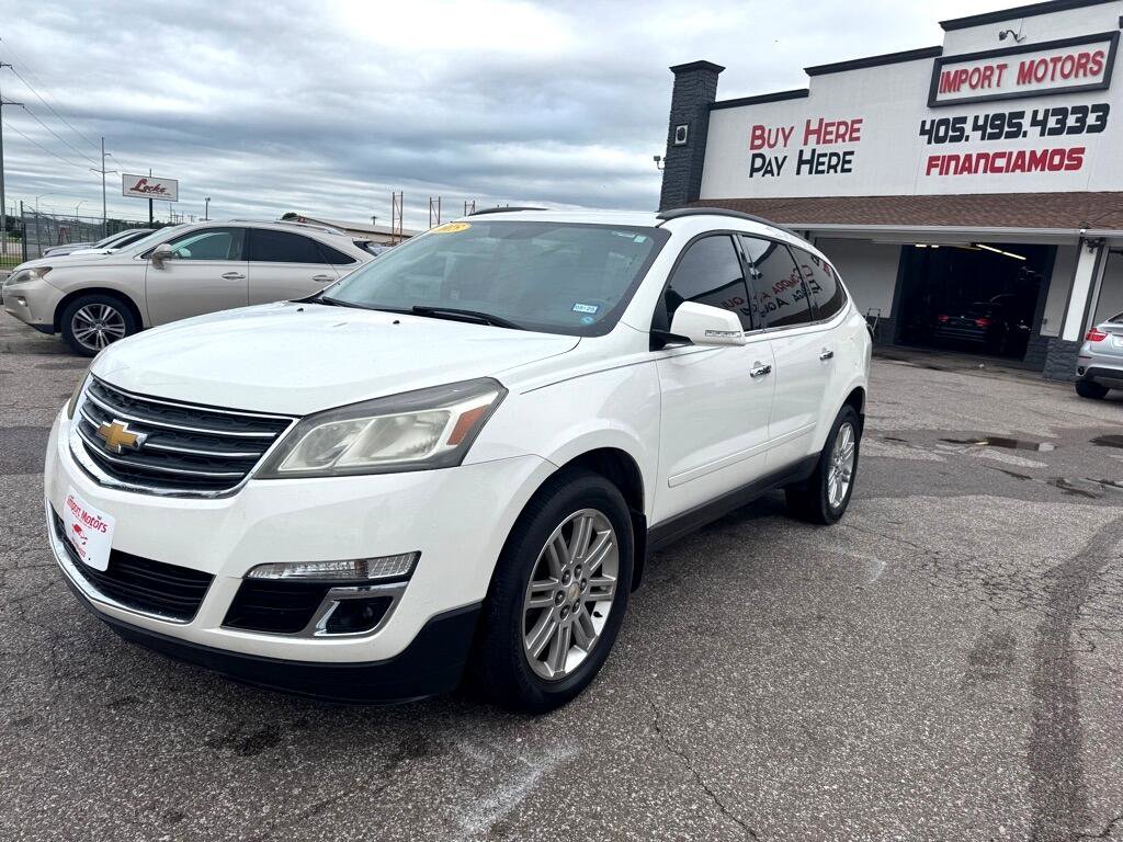Used 2015 Chevrolet Traverse LT w/ Style and Technology Package image 1