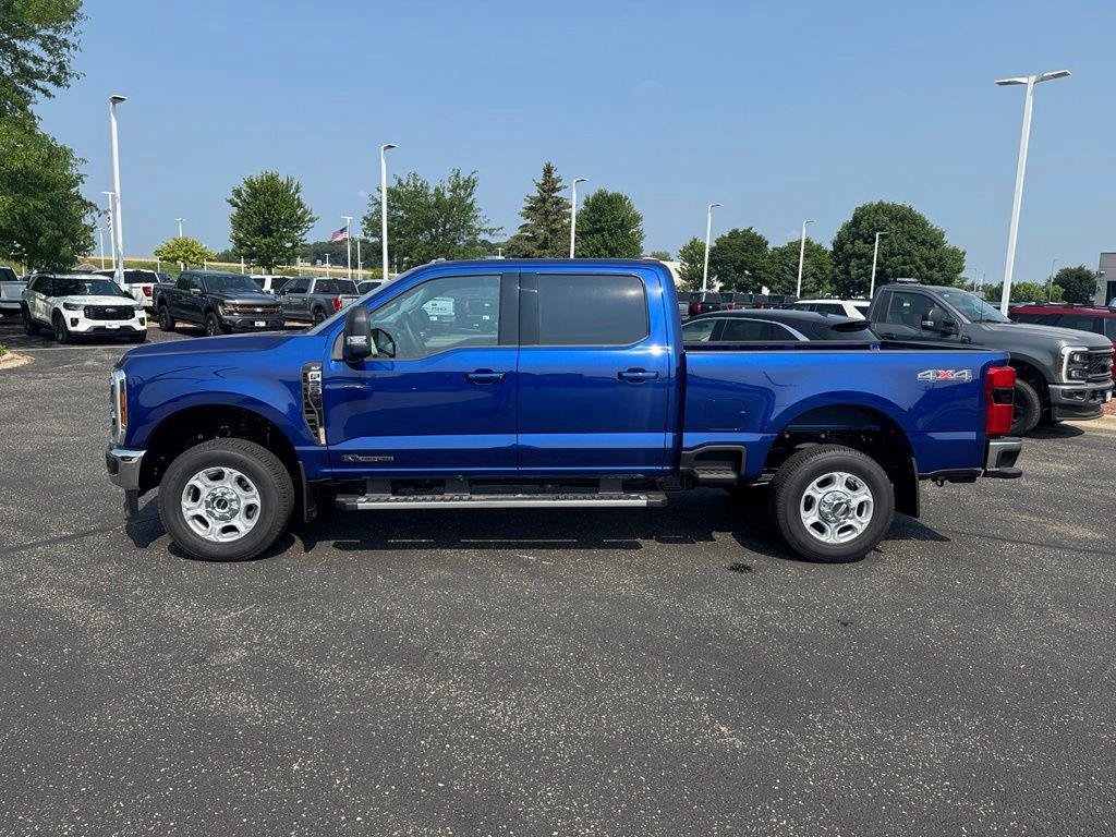 New 2026 Ford F350 XLT w/ XLT Premium Package AWD/4WD image 7