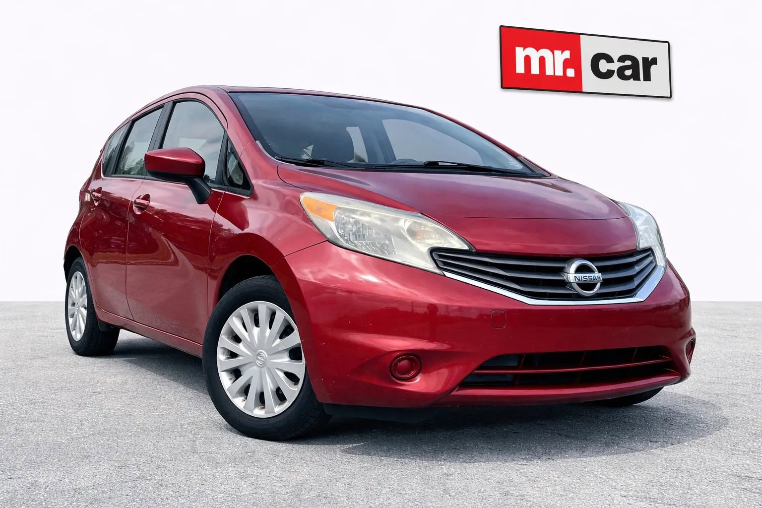Used 2015 Nissan Versa Note SV image 1