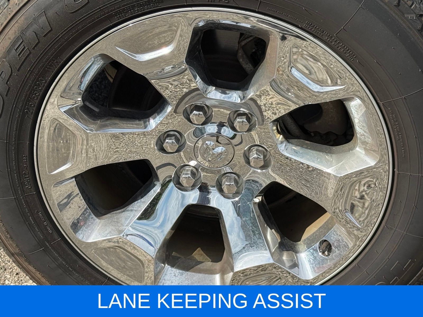 Used 2022 RAM 1500 Big Horn AWD/4WD image 18
