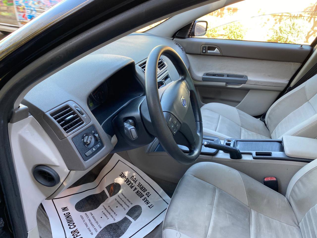 Used 2009 Volvo S40 2.4i FWD image 28