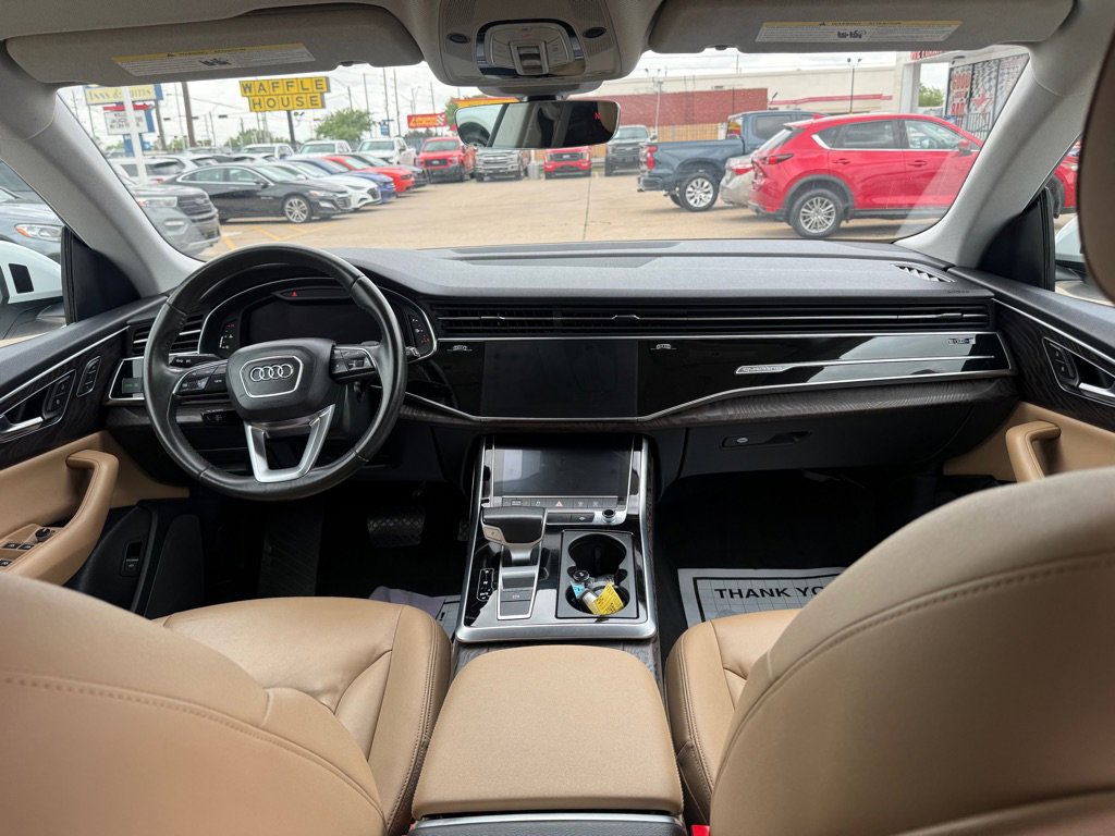 Used 2019 Audi Q8 Premium w/ Convenience Package AWD/4WD image 9