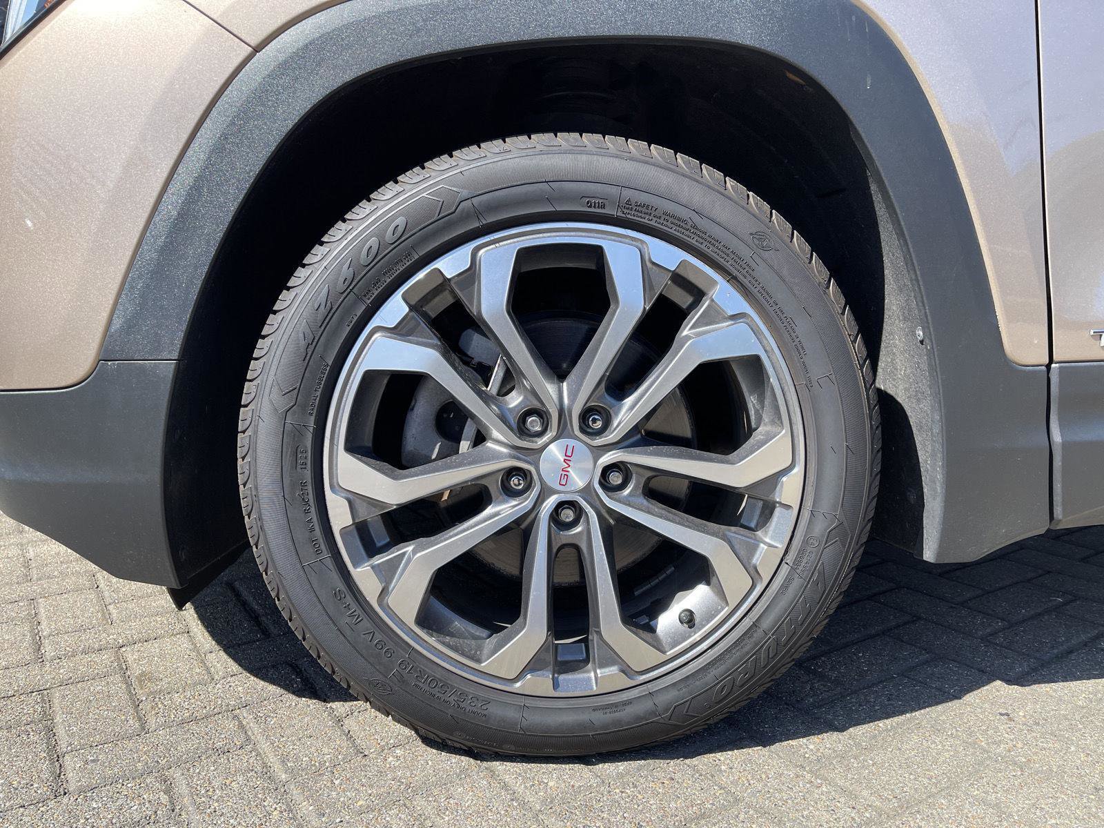 Used 2018 GMC Terrain SLT w/ Preferred Package FWD image 10