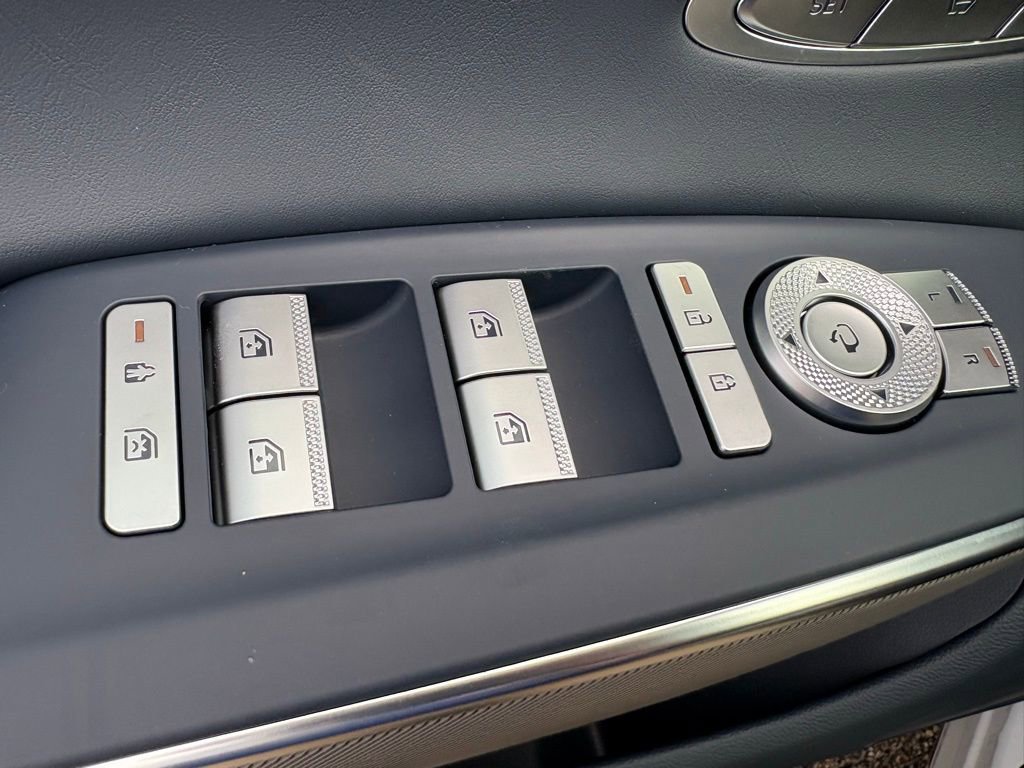 New 2026 Genesis GV70 3.5T Sport Advanced AWD/4WD image 16
