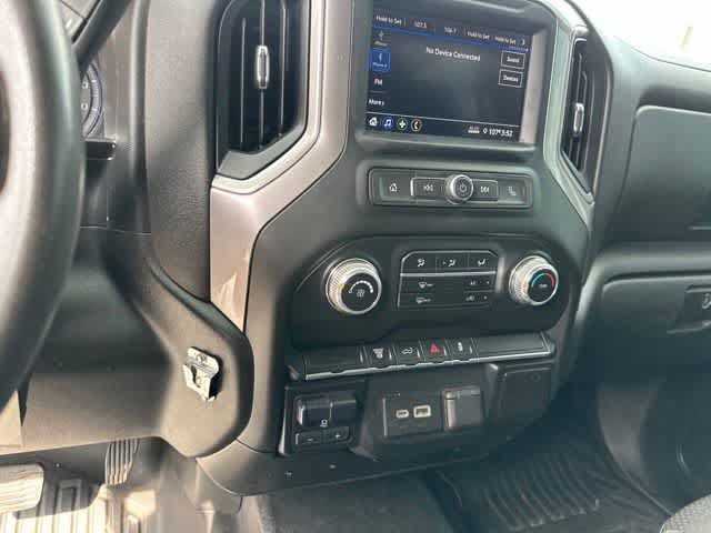 Used 2021 GMC Sierra 2500 4x4 Crew Cab w/ Gooseneck/5TH Wheel Package image 8