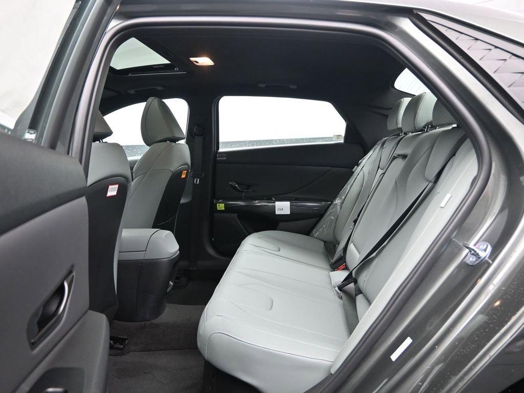 New 2026 Hyundai Elantra Limited w/ Cargo Package image 29