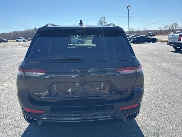 Used 2024 Jeep Grand Cherokee Summit image 8