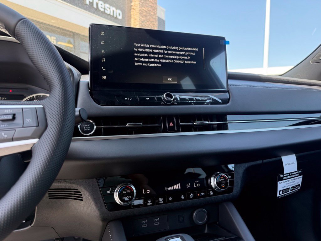 New 2026 Mitsubishi Outlander LE FWD image 25
