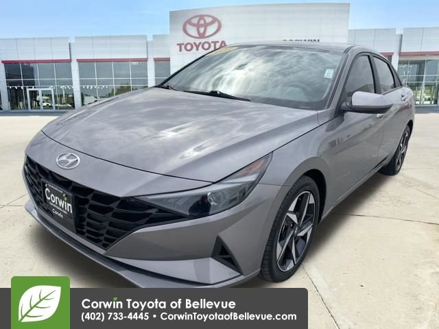Used 2023 Hyundai Elantra SEL w/ Convenience Package image 7