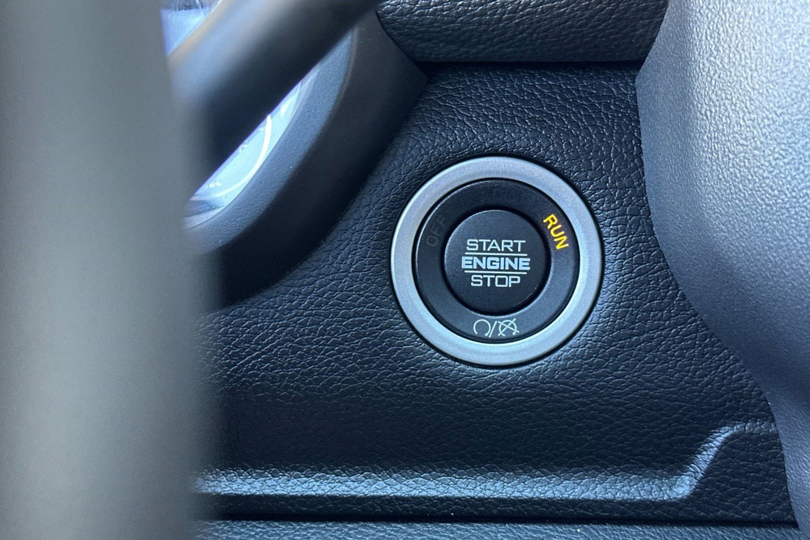 Used 2024 RAM 3500 Laramie w/ Sport Appearance Package image 32