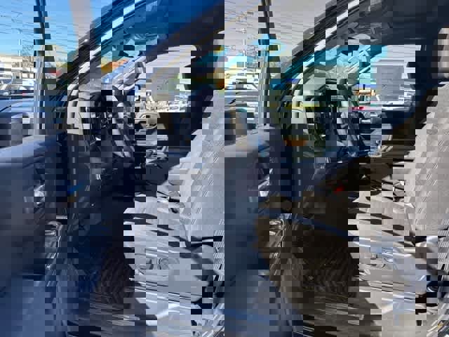 New 2025 GMC Sierra 3500 SLE w/ SLE Convenience Package image 17