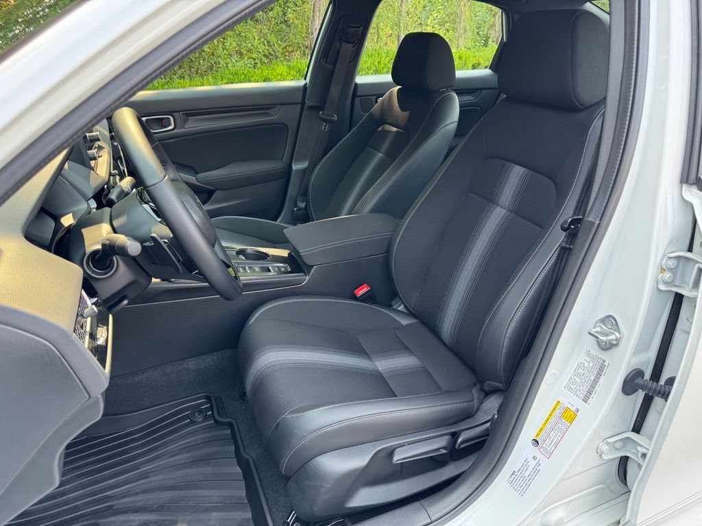 Used 2023 Honda Civic Sport image 9
