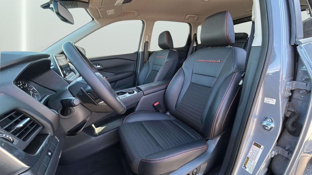 Used 2025 Nissan Rogue SV w/ Rock Creek Premium Package AWD/4WD image 27