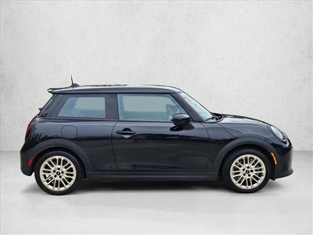 Certified 2025 MINI Cooper S image 4