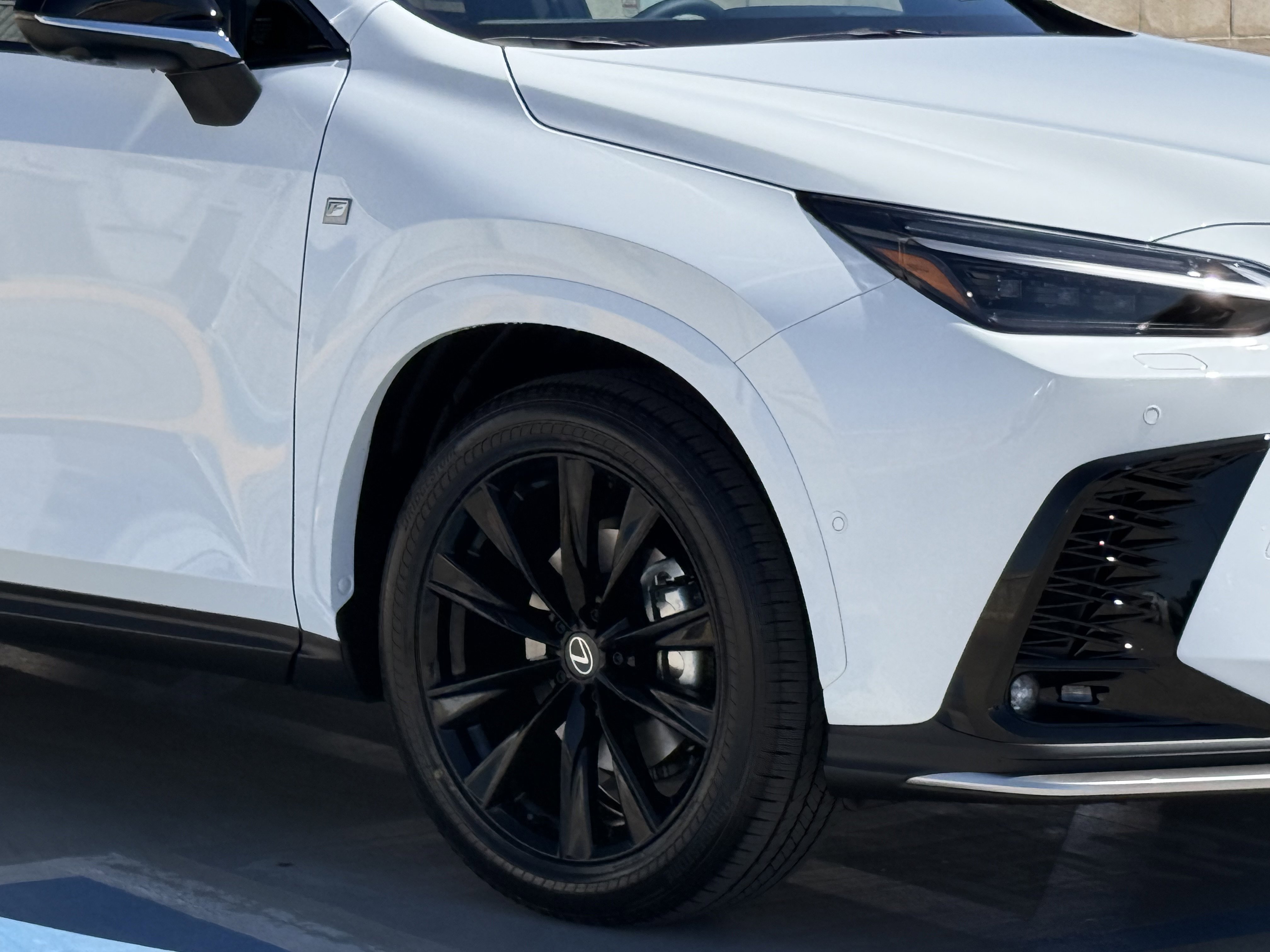 New 2026 Lexus NX 350h F Sport image 4