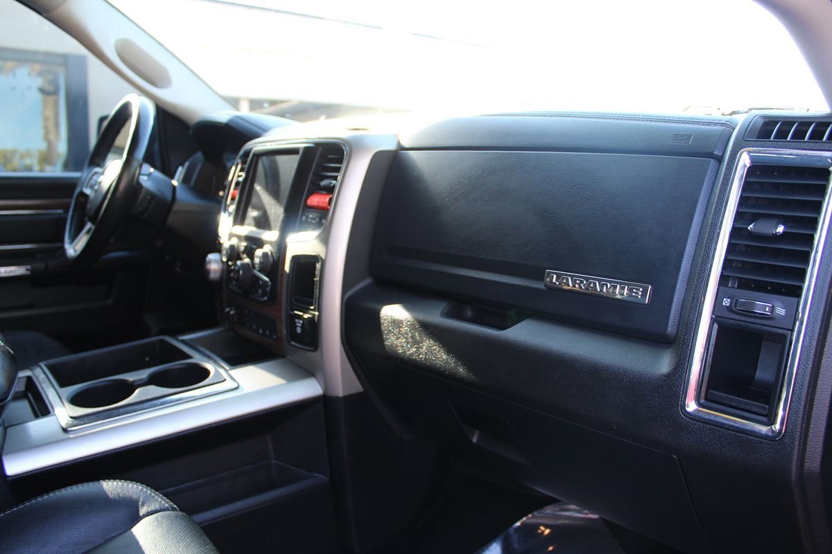 Used 2014 RAM 1500 Laramie w/ Convenience Group image 23
