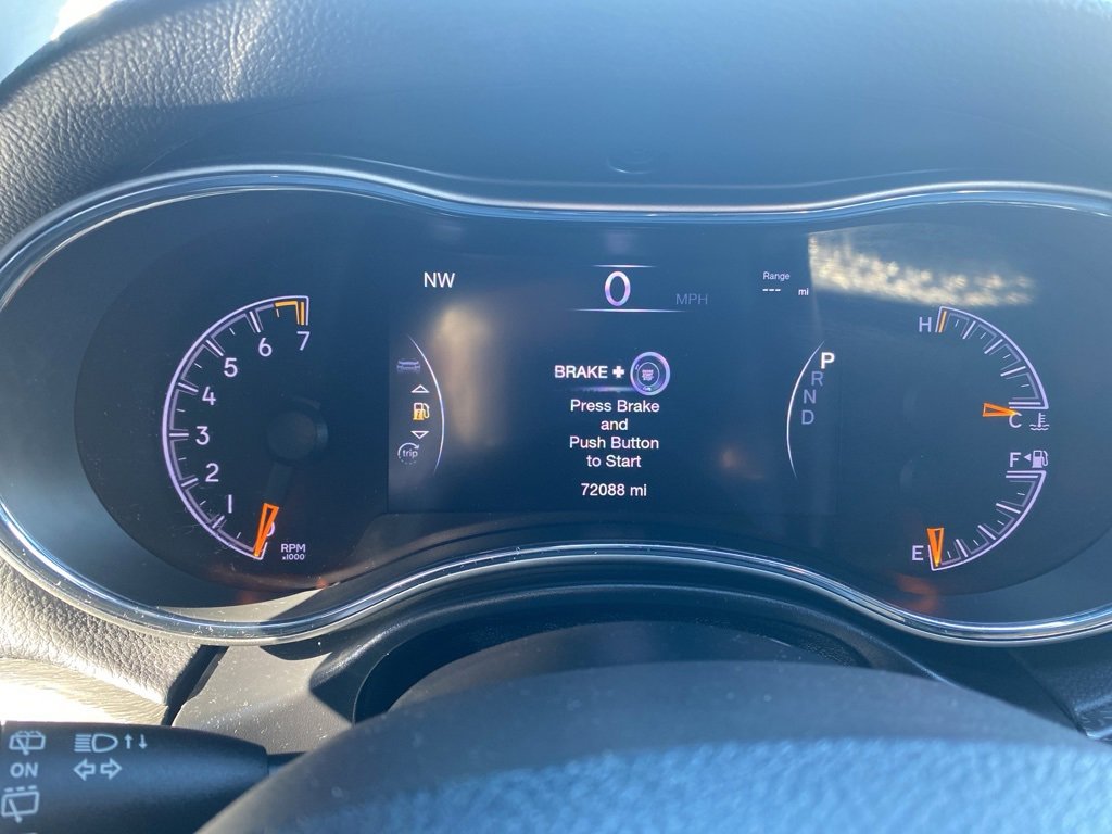 Used 2018 Jeep Grand Cherokee Altitude image 24