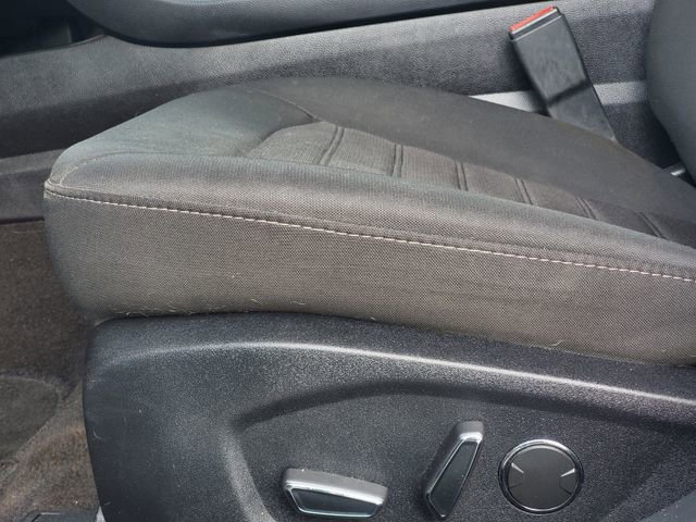 Used 2020 Ford Fusion SE image 6