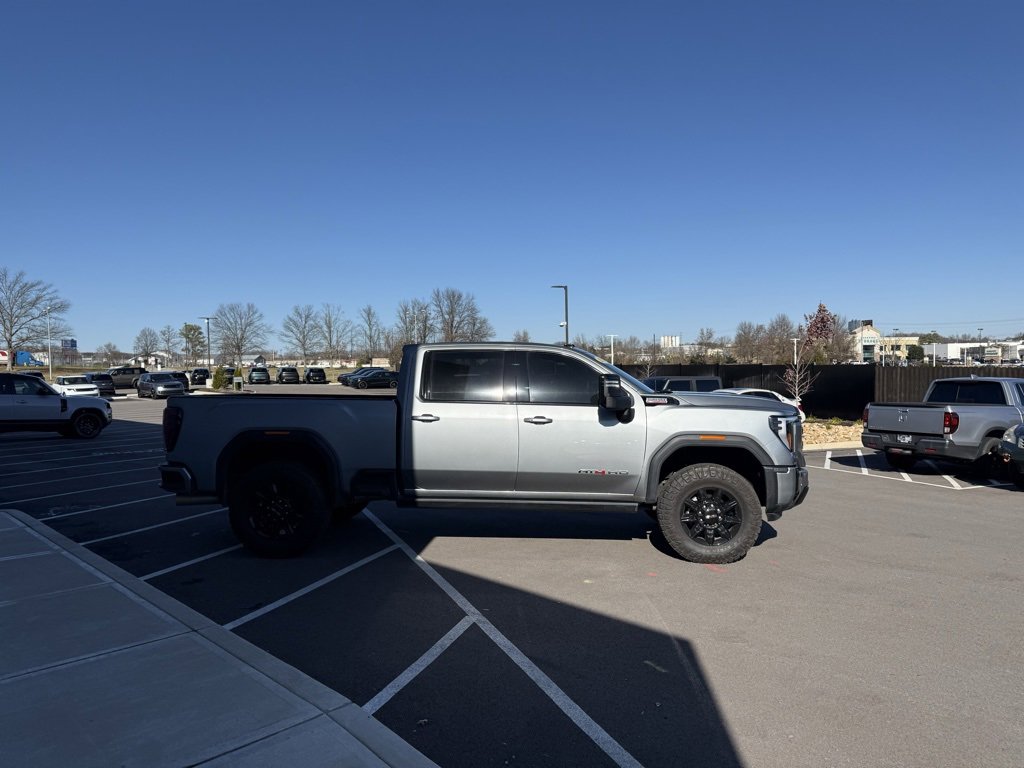 Used 2024 GMC Sierra 2500 AT4 w/ AT4 Preferred Package image 7