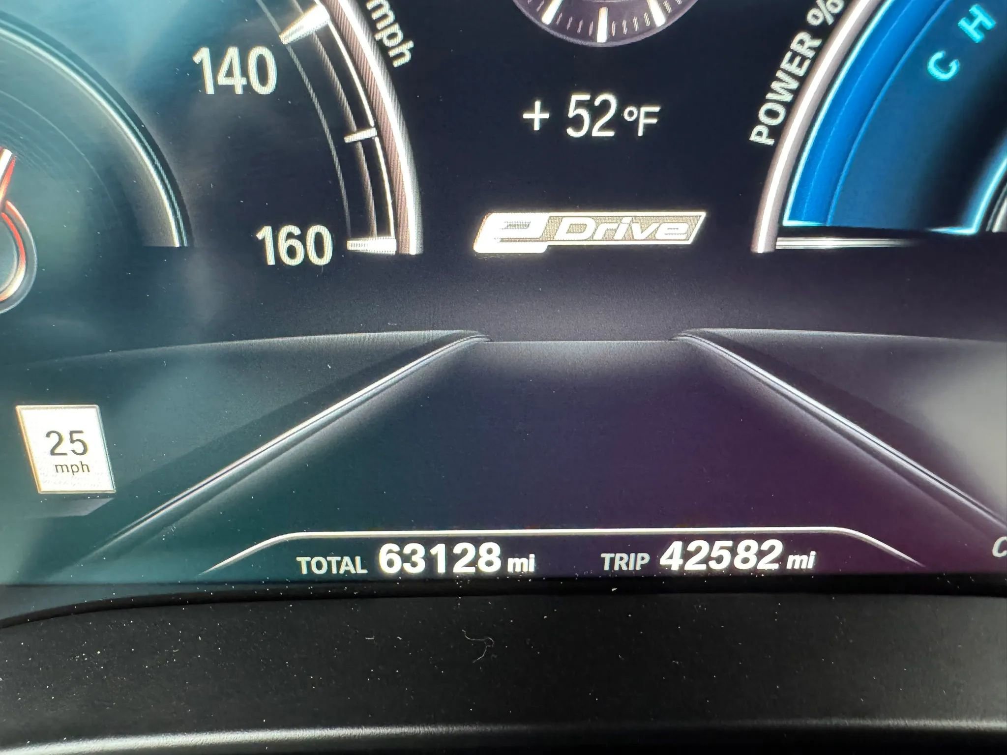 Used 2018 BMW 530e xDrive image 28