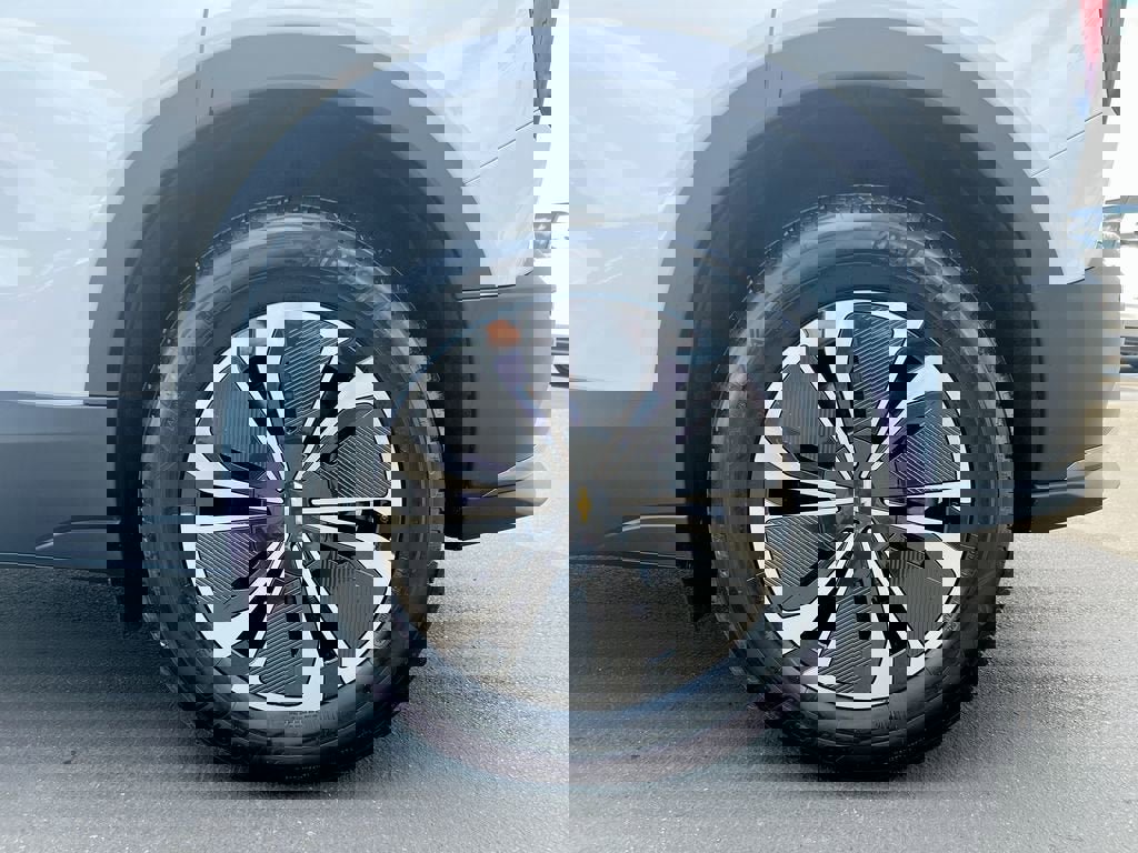 New 2025 Chevrolet Blazer EV LT image 70